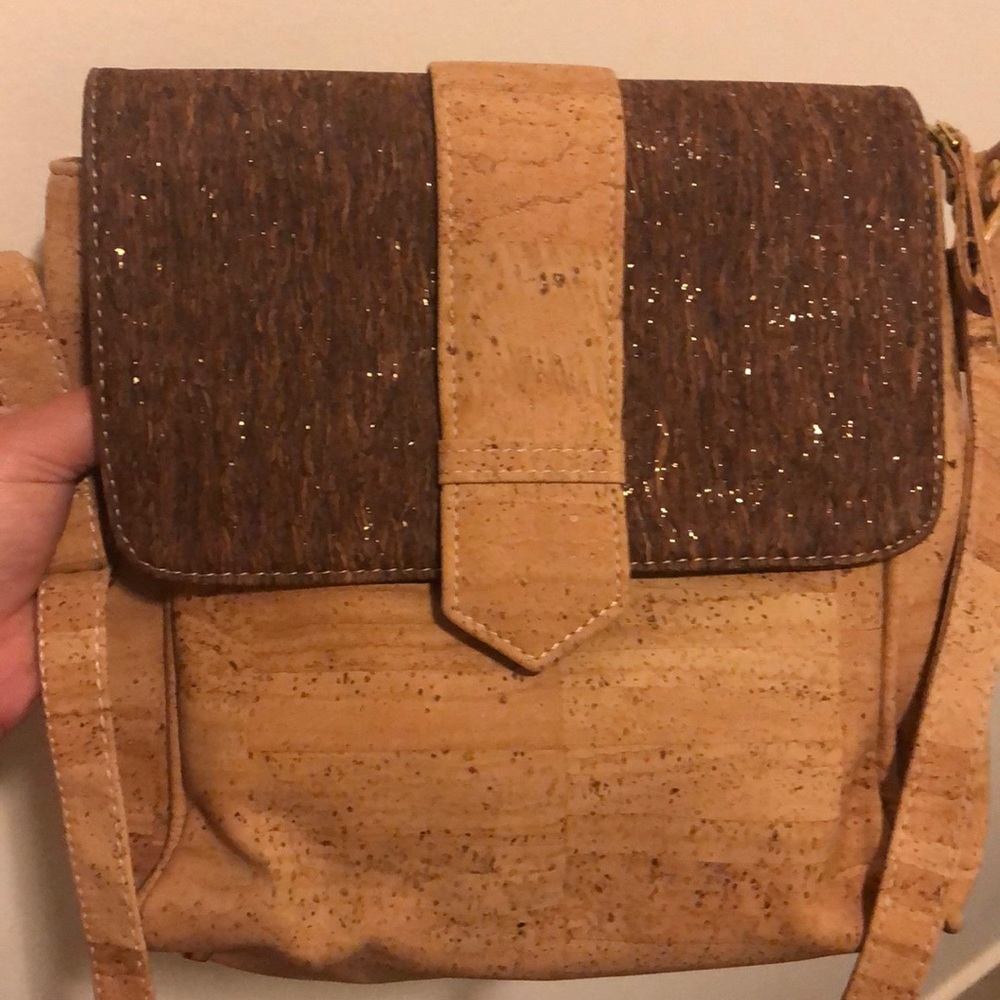 Artelusa shoulder bag